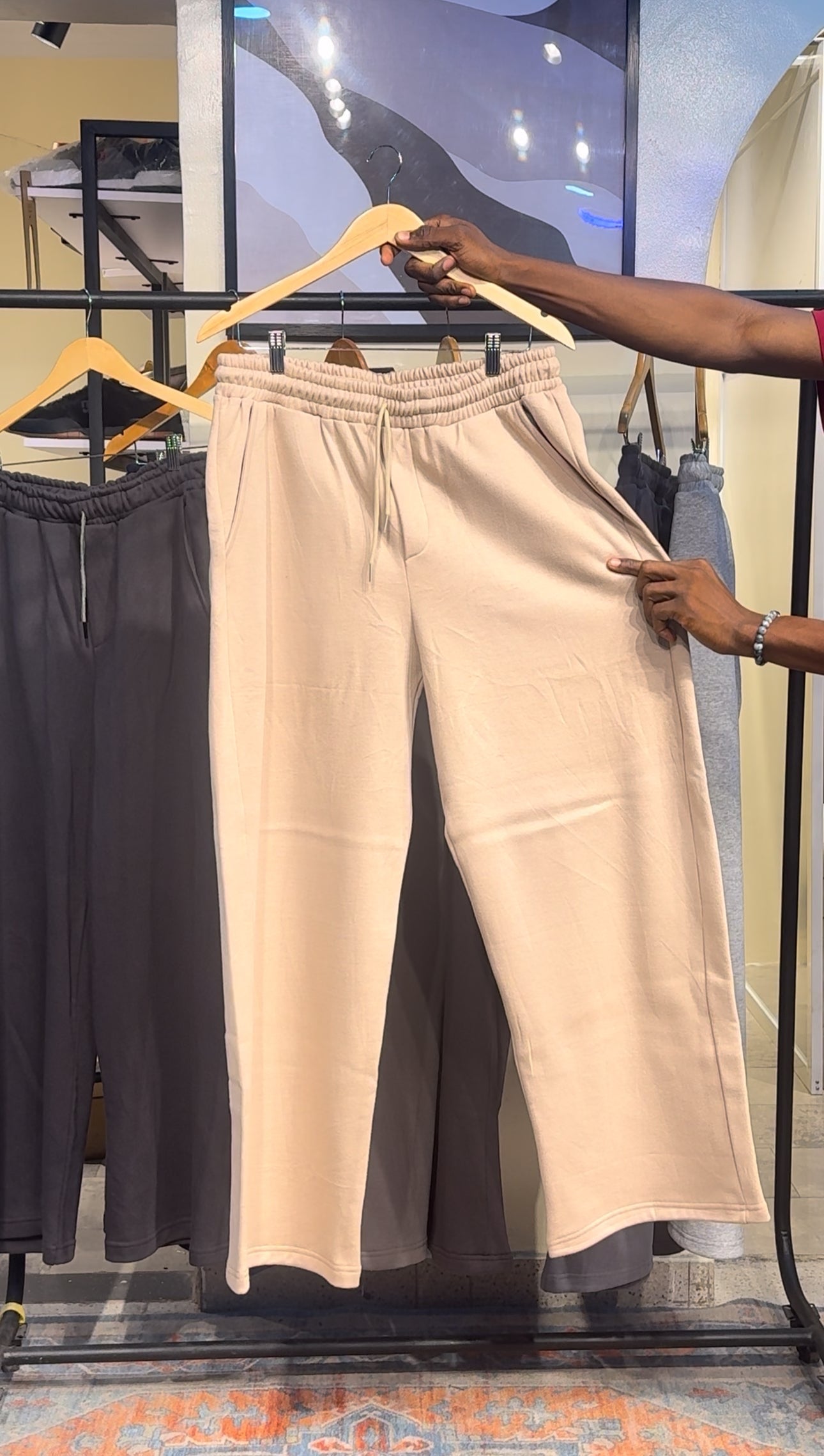 Zedek jogger pant in tea cream brown