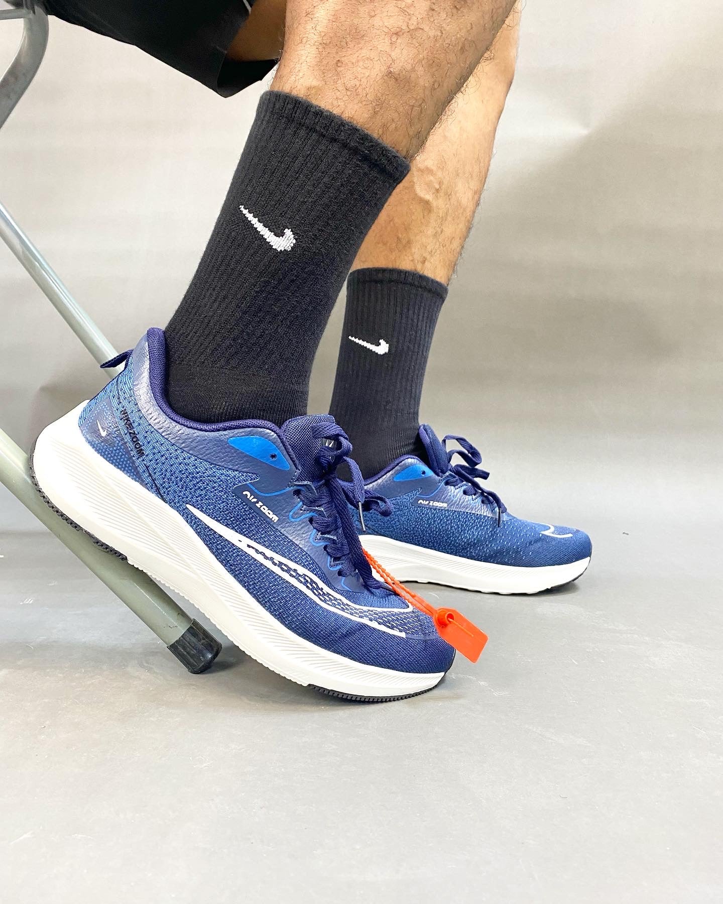 Nike sport trainer blue with free socks