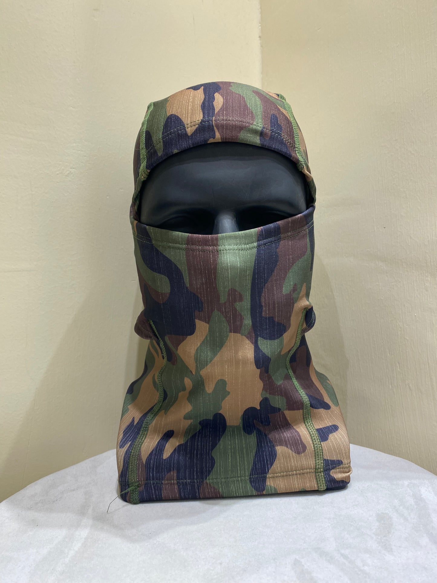 Nike Pro Therma-Fit Hood in Camo