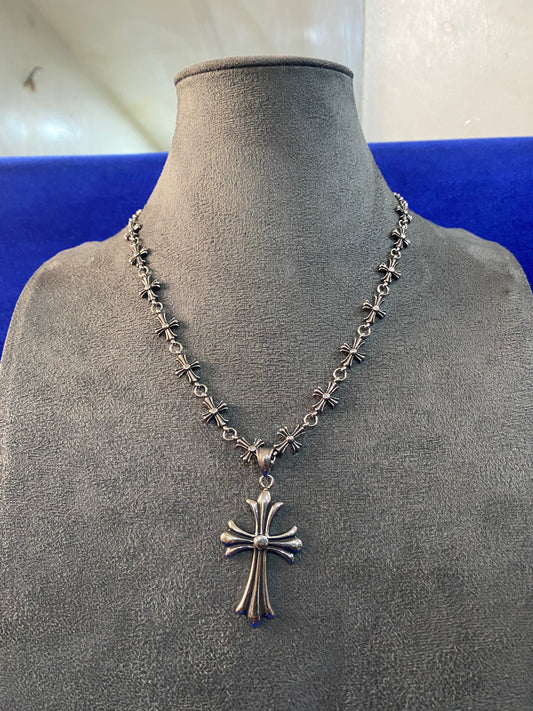 NECKLACE 19