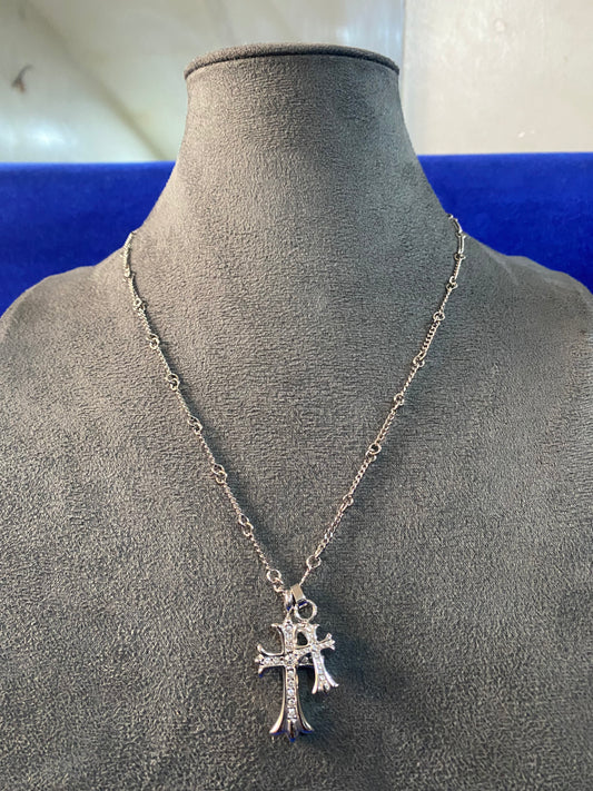 NECKLACE 17