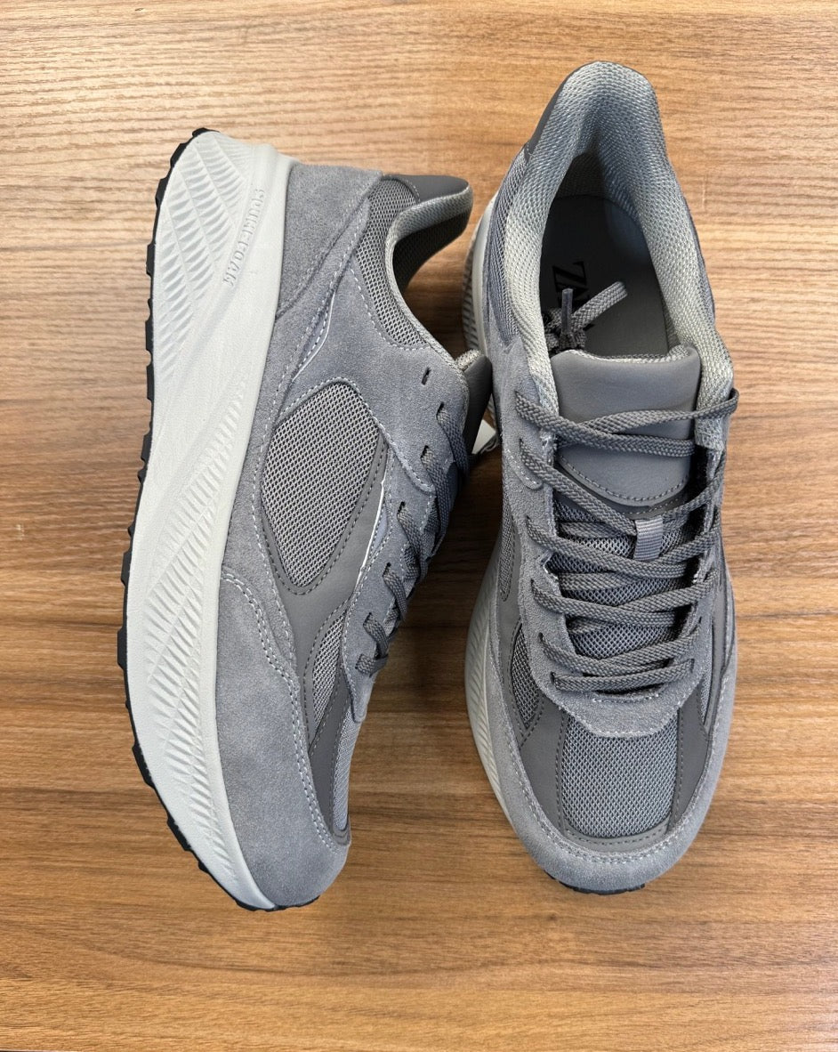 ZARA LEATHER RUNNING SNEAKERS