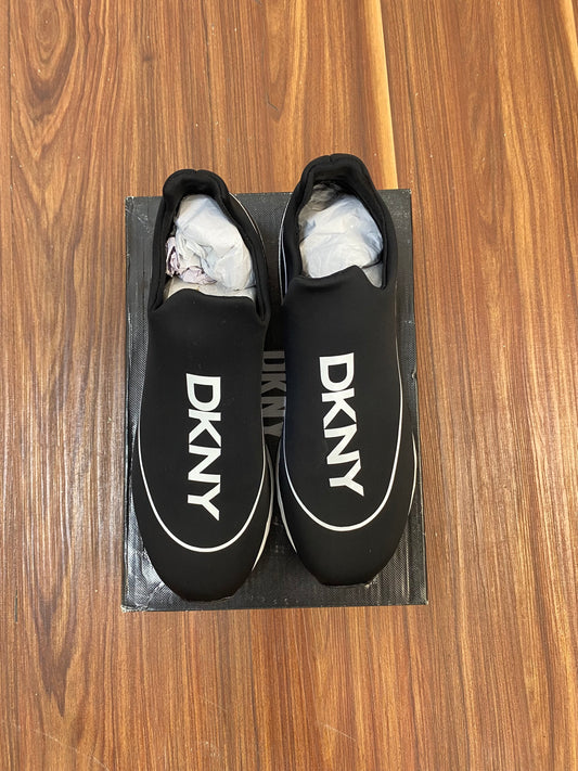 DKNY sneakers female Z075