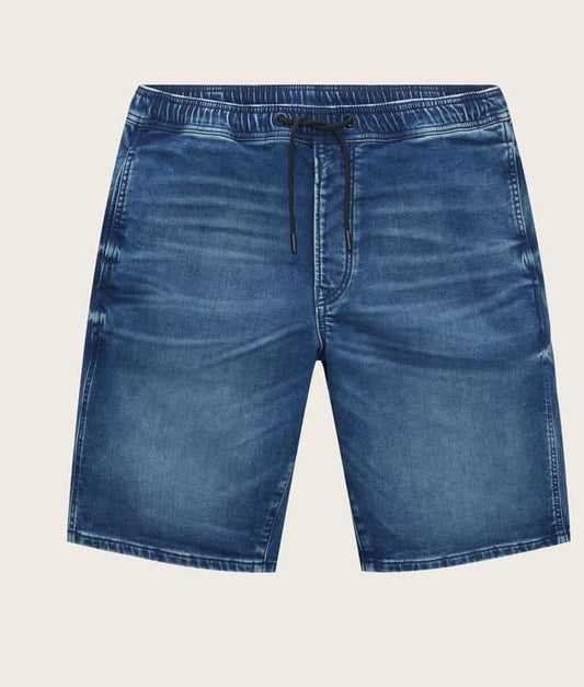 Tom tailor denim short with an elastic waistband in tinted blue denim