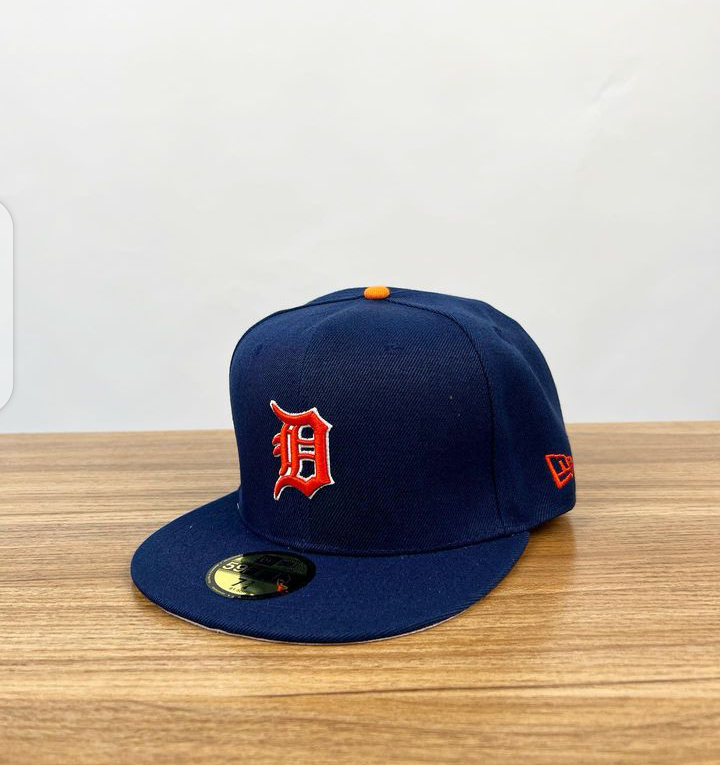 Detroit tiger fitted hat