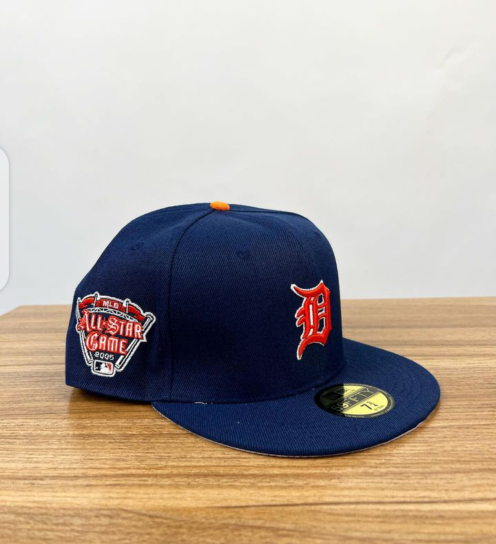 Detroit tiger fitted hat