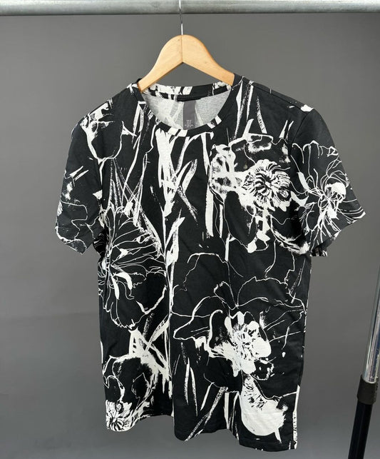 H&m tee