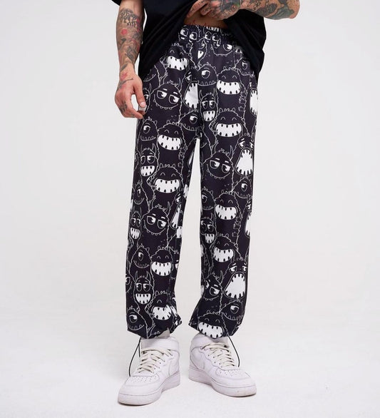 Faces over print pant