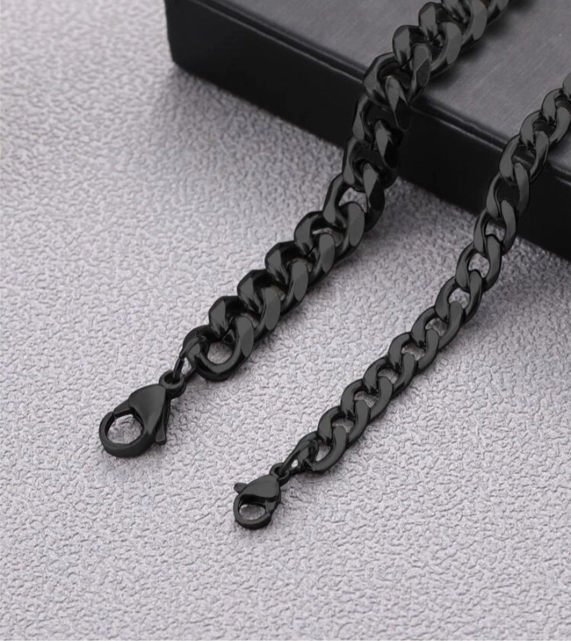 2pcs Men Minimalist Bracelet in black