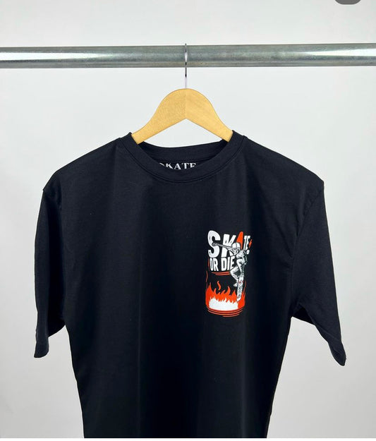 Skate or die tee in black