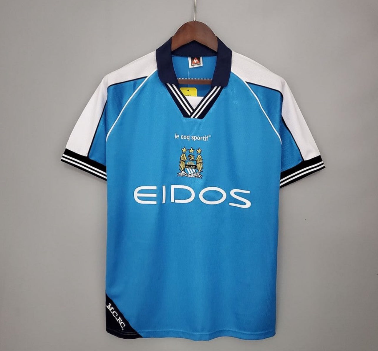 Manchester city 1999-20001 home retro jersey