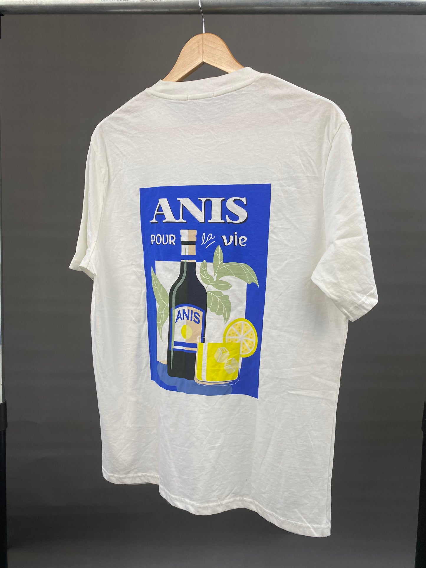 Anis pour la vie Tee in white