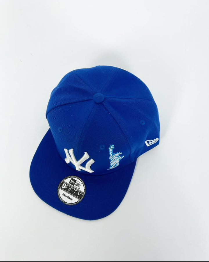 NY statue blue snapback