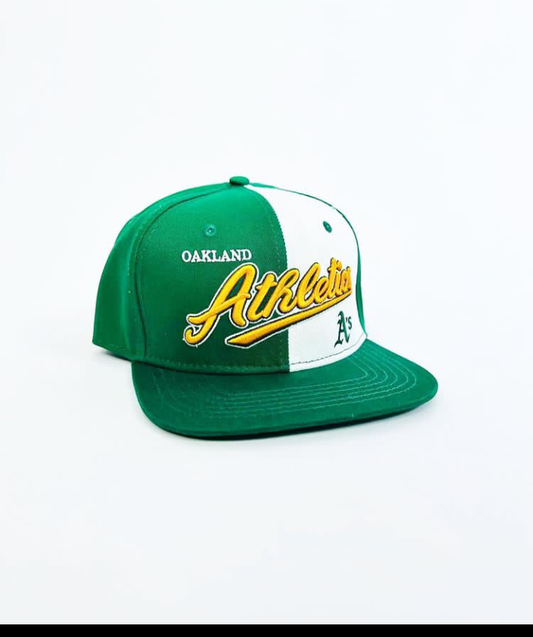 Oakland athletics snapback in greenand white