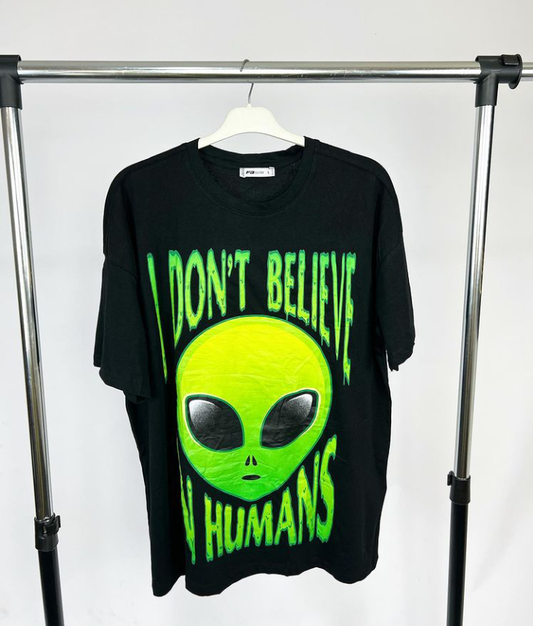 I don't believe in humans tee