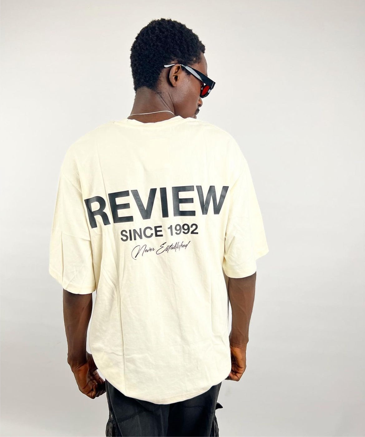 Review tee